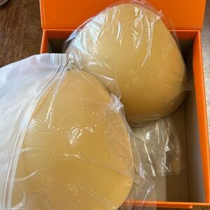 NIB Chicleap Silicone Bra Inserts, Size E